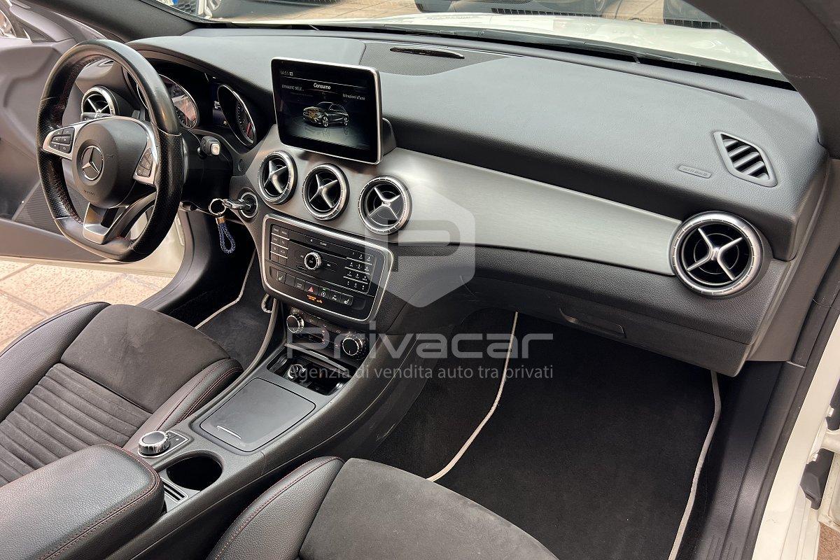 MERCEDES CLA 180 S.W. Business