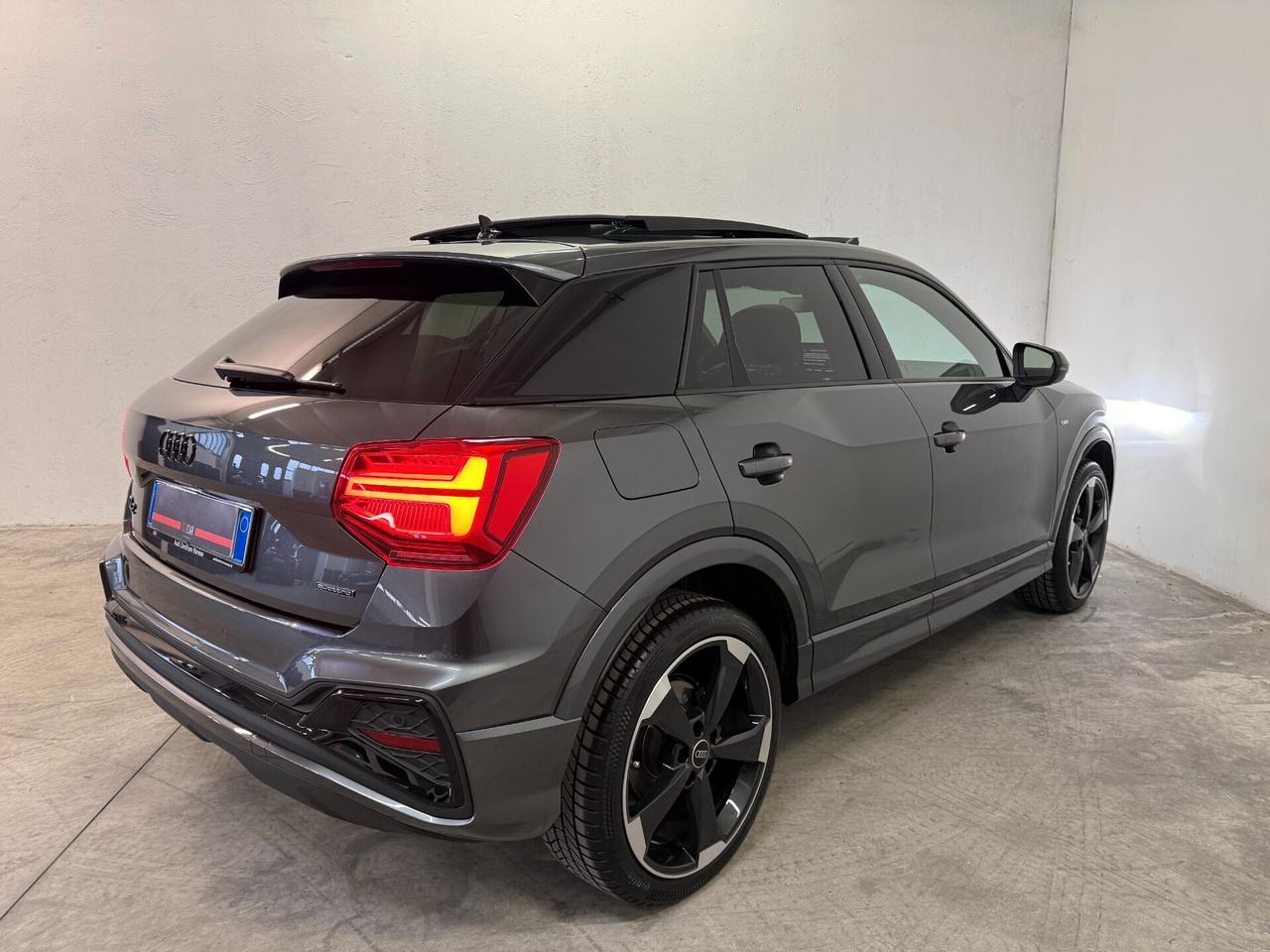 Audi Q2 40 Tfsi Identity Black Quattro Tetto Gancio Traino