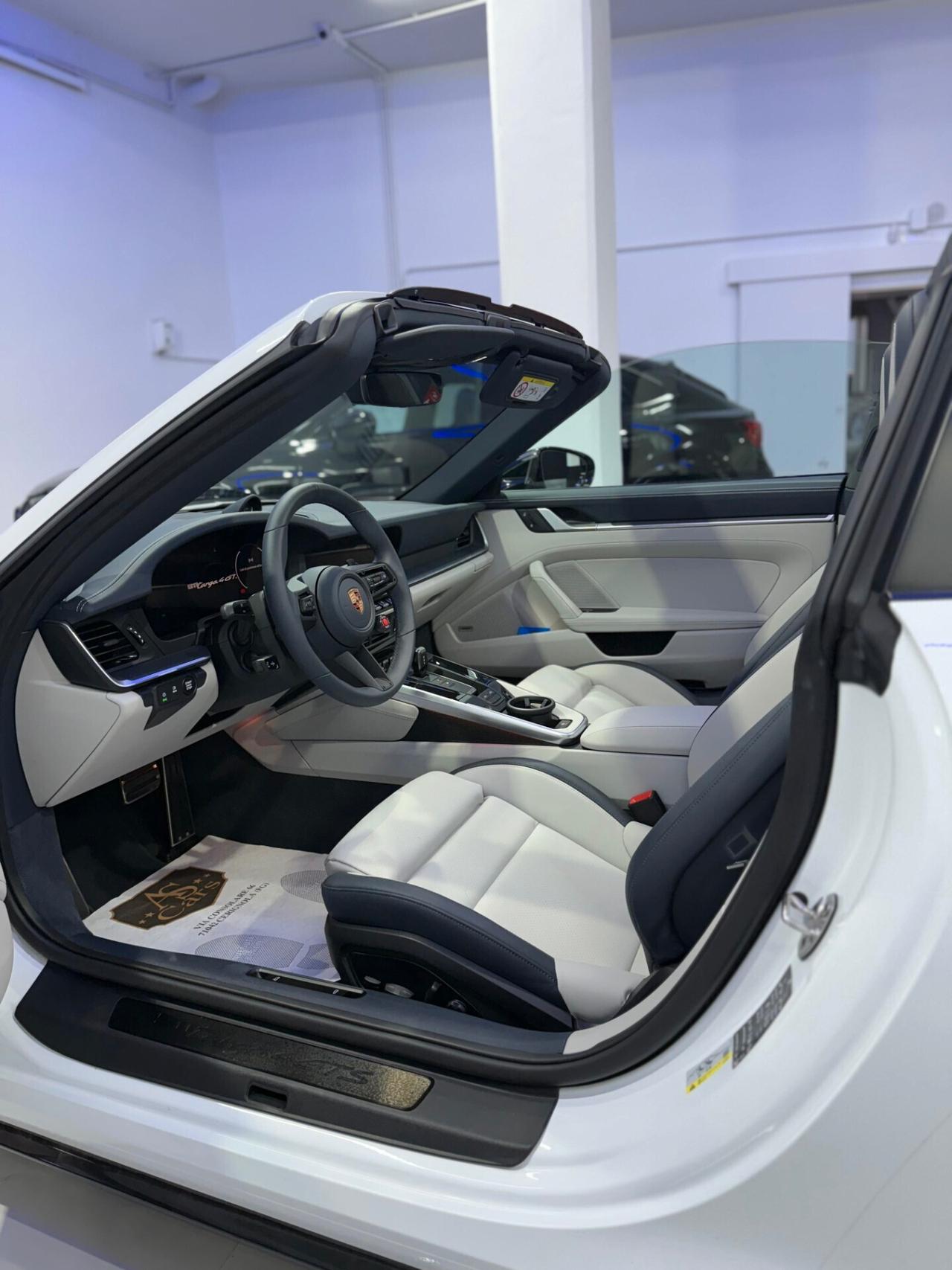 Porsche 911 TARGA 4S GTS