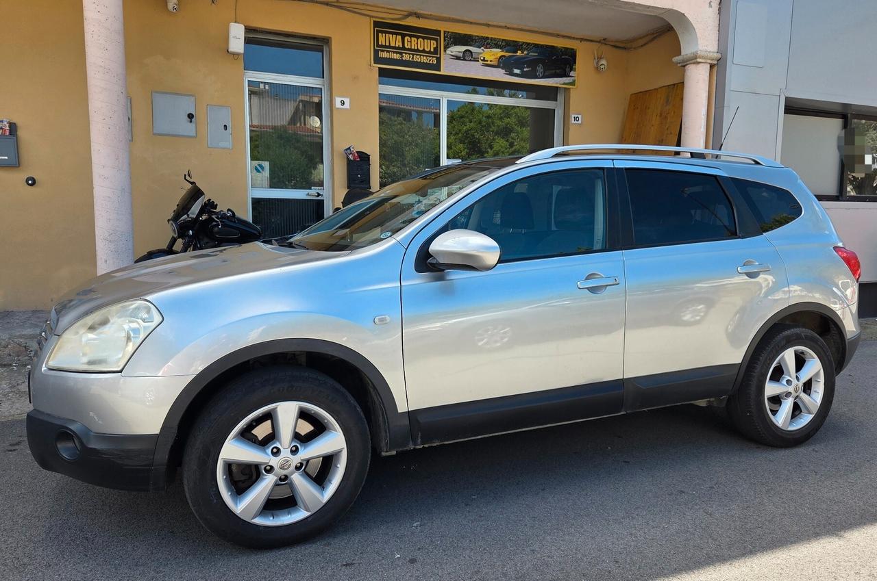 Nissan Qashqai 2.0 dCi 4WD 7posti FULL-OPTIONAL