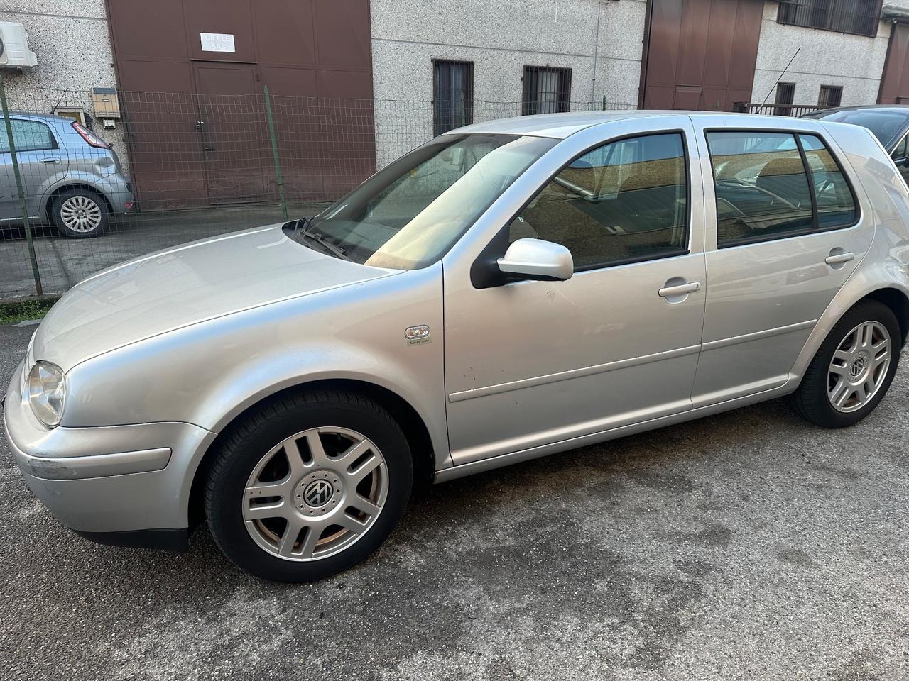 Volkswagen Golf 1.6 16V cat 5 porte Comfortline