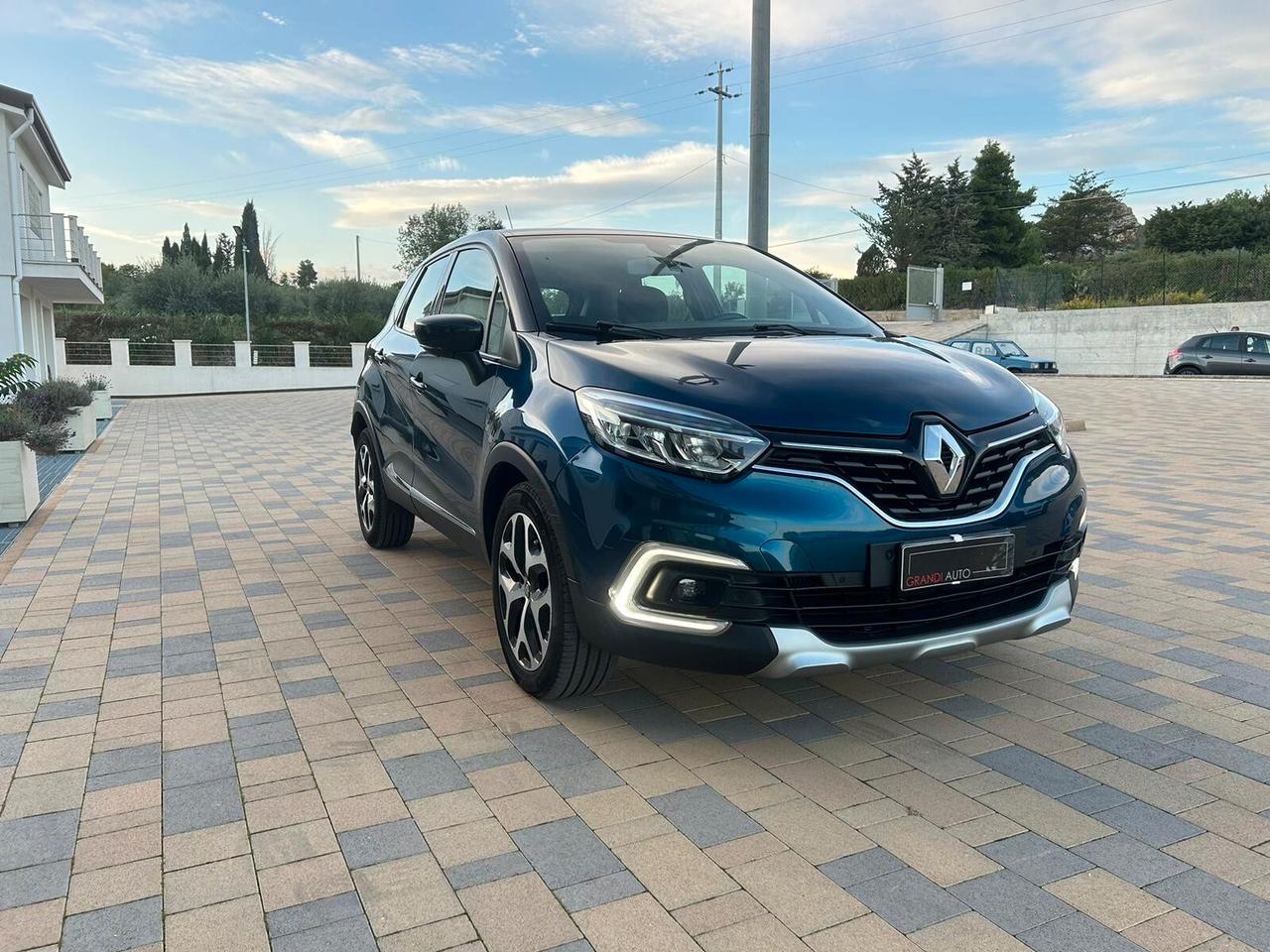 Renault Captur dCi 8V 90 CV EDC Energy Intens