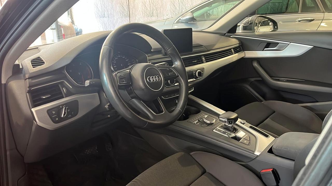 Audi A4 Avant 2.0 TDI 150 CV ultra S tronic Sport