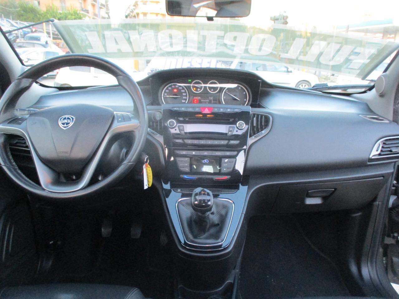 Lancia Ypsilon 1.3 MJT STRAFULL (TETTO APRIBILE)