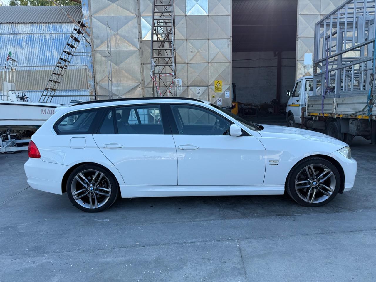 Bmw 320 320d cat xDrive Touring Attiva