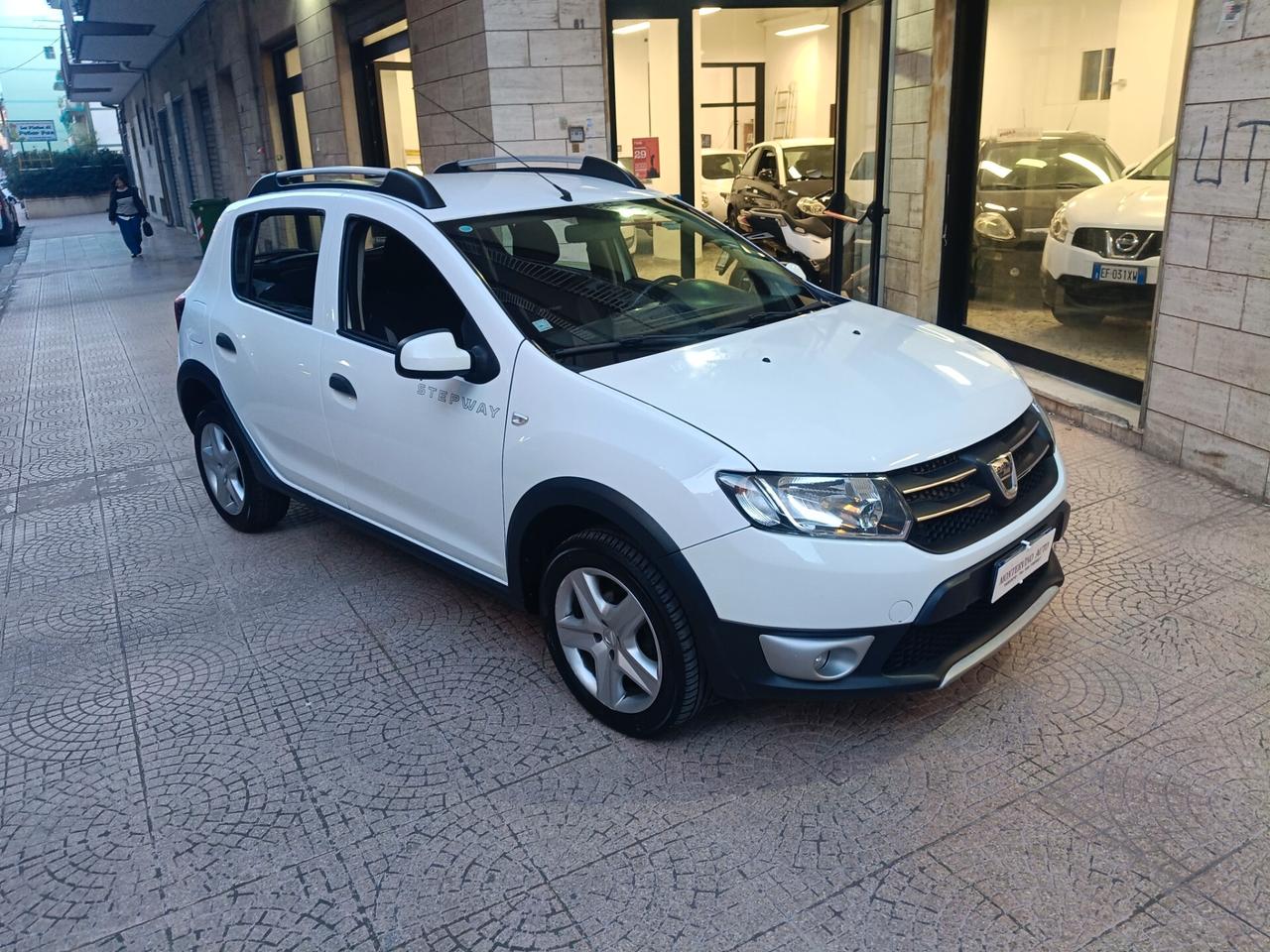 Dacia Sandero Stepway 1.5 dCi 90CV-UNIPRO-Euro8200