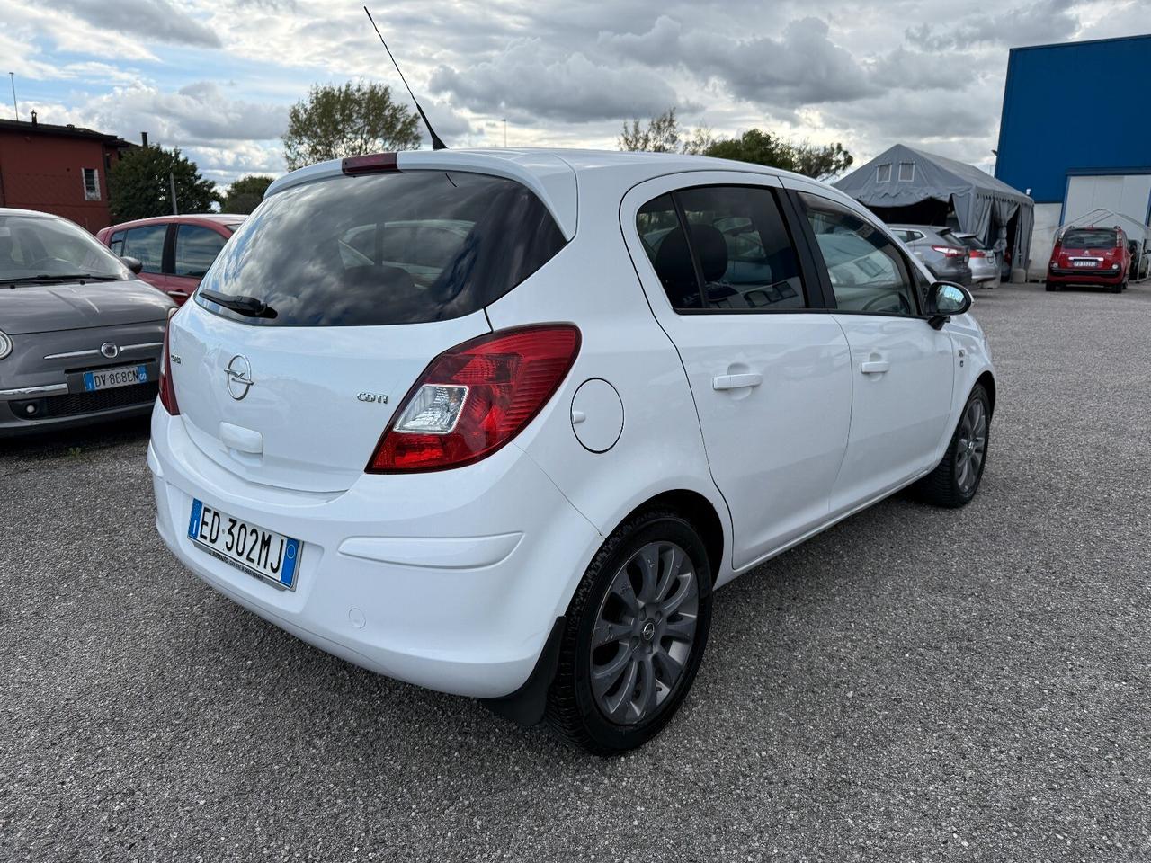 Opel Corsa 1.3 CDTI 75CV 5 porte OK PER NEOPATENTATI