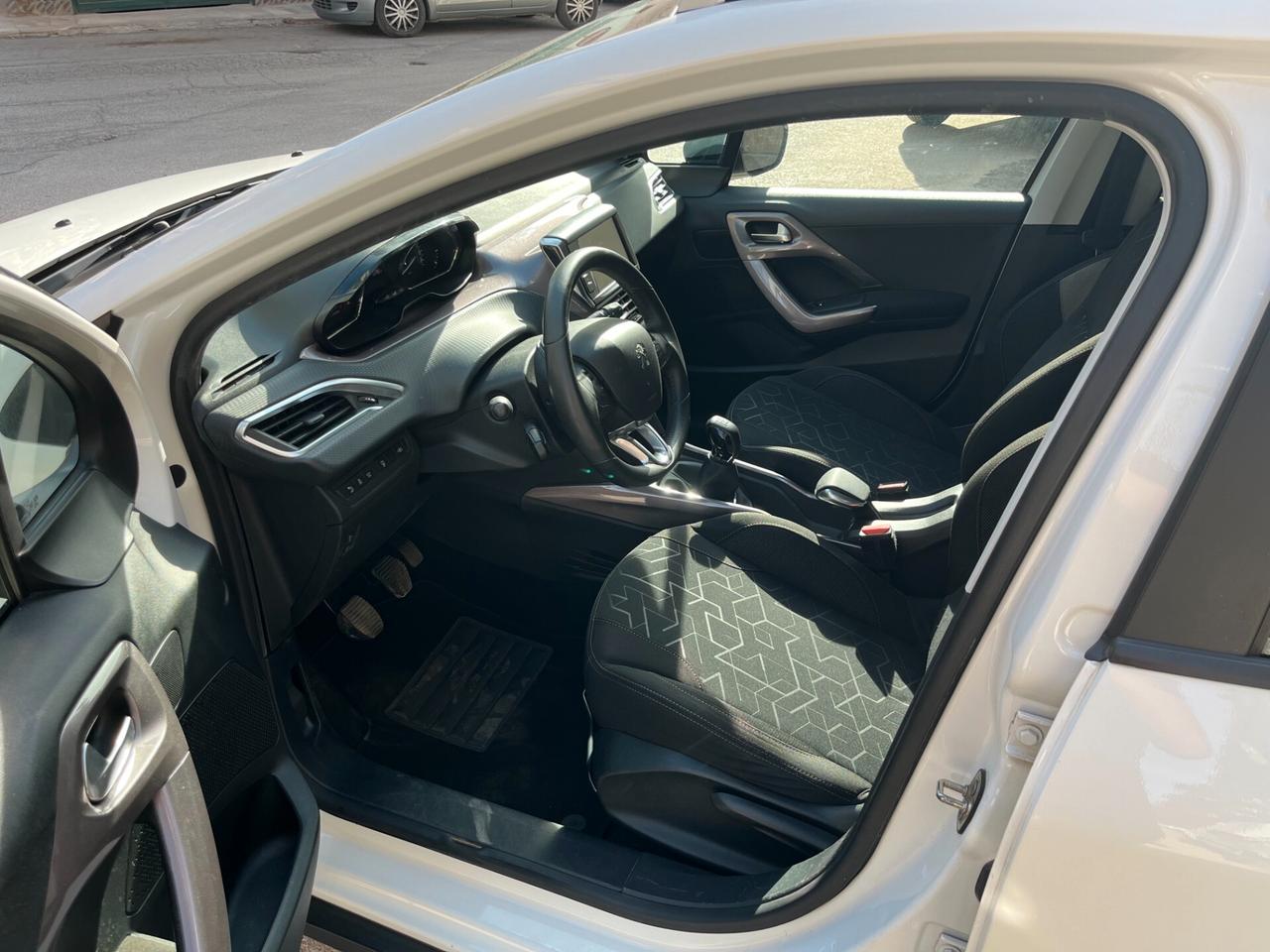 Peugeot 2008 1.6 e-HDi 92 CV Stop&Start Active