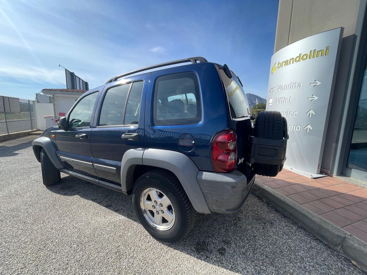 Jeep Cherokee 2.8 CRD Sport my05" AUTO