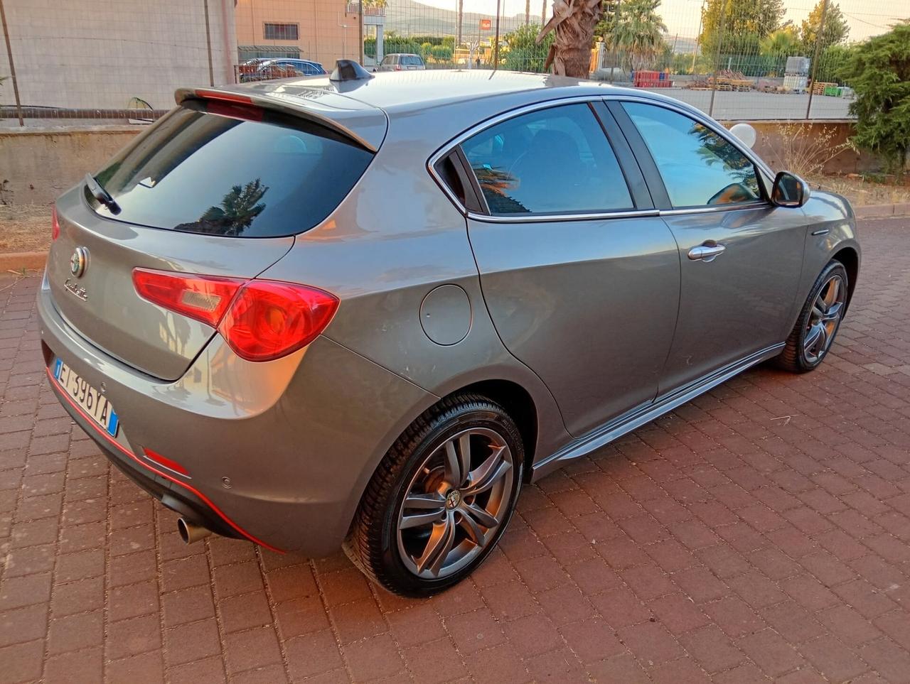 Alfa Romeo Giulietta 2.0 JTDm-2 150 CV Exclusive