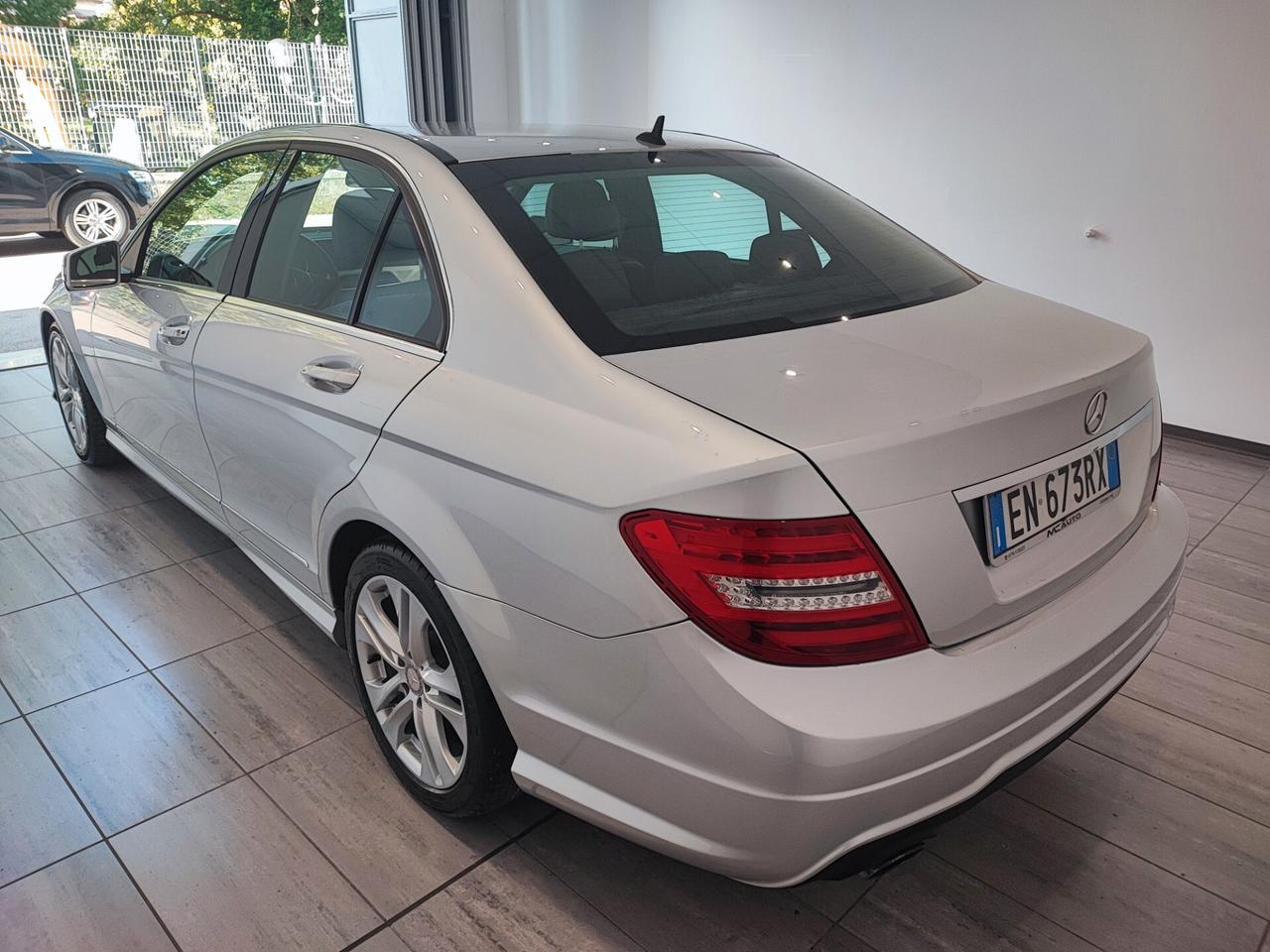 Mercedes-benz C 180 BlueEFFICIENCY Avantgarde IMPECCABILE