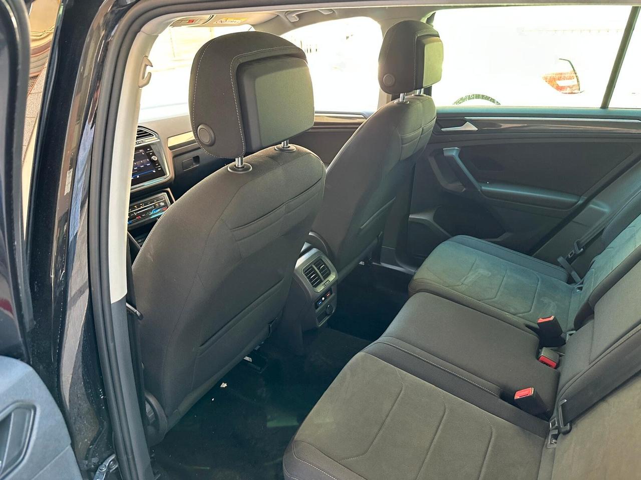 Volkswagen Tiguan 2.0 TDI 150CV DSG Elegance