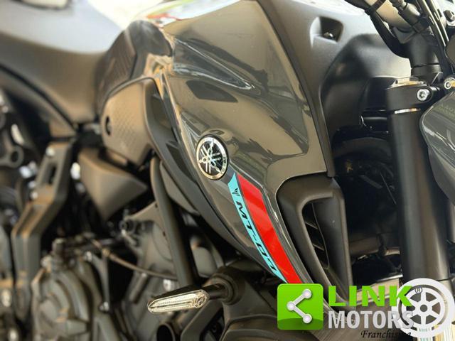 YAMAHA MT-07 LANCH EDITION STORM FLUO