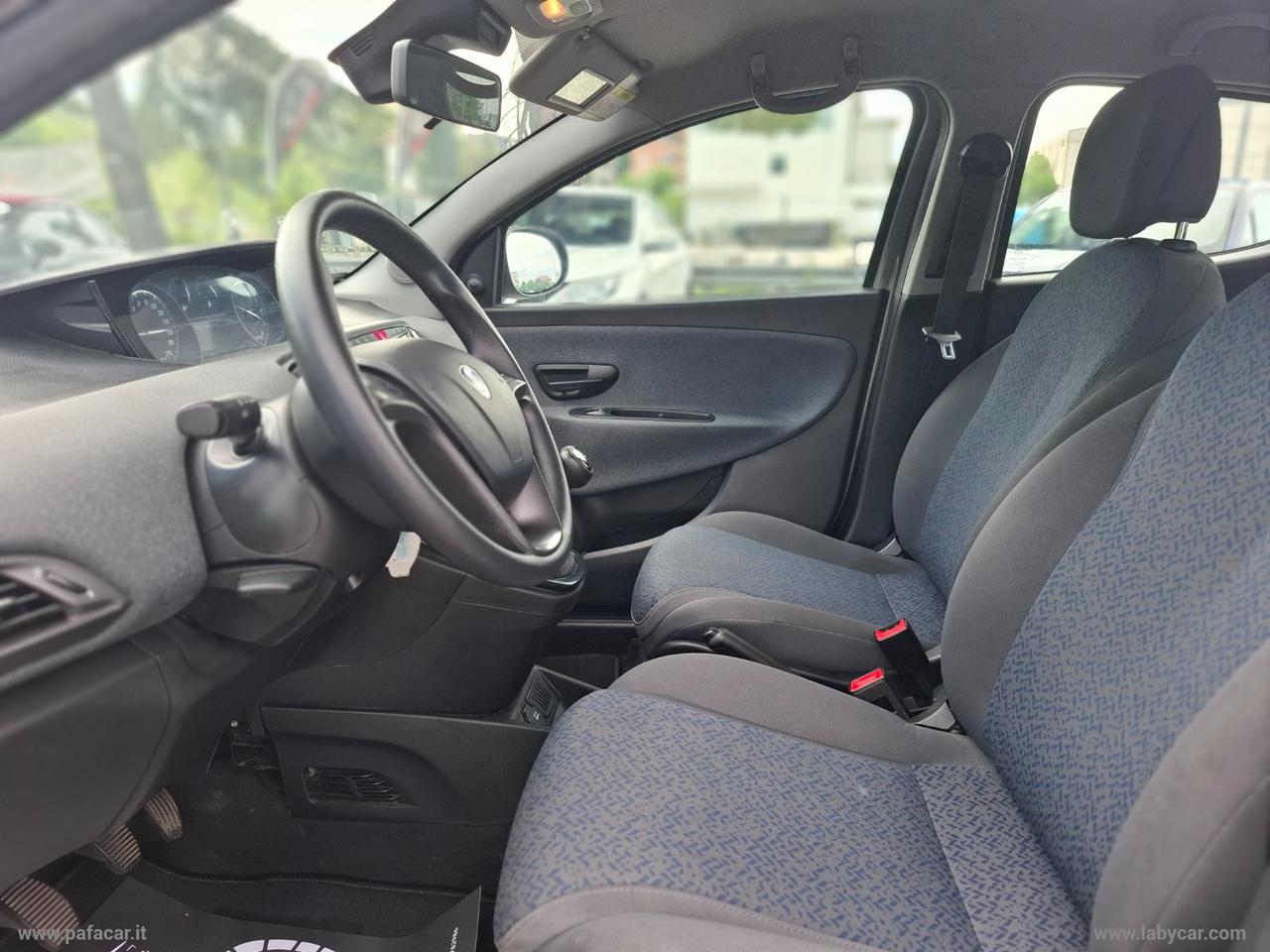 LANCIA Ypsilon 1.0 FireFly 5p.S&S Hybrid Silver
