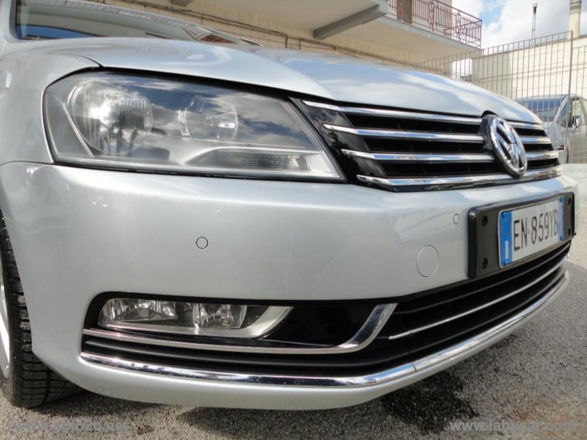 VOLKSWAGEN Passat Var. 2.0 TDI Highline BlueM.Tech