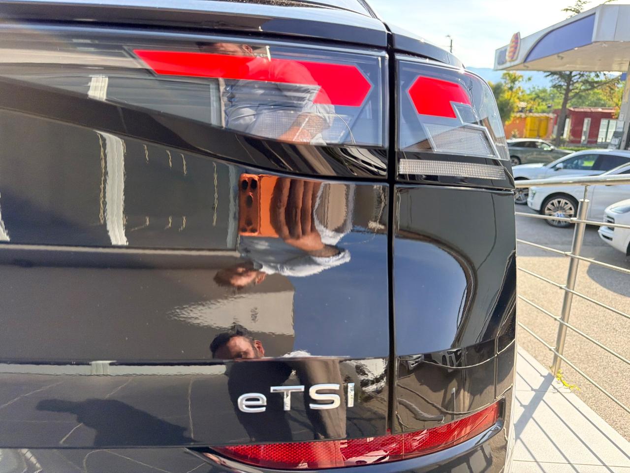 Volkswagen T-Roc 1.5 115cv eTSI ACT DSG life