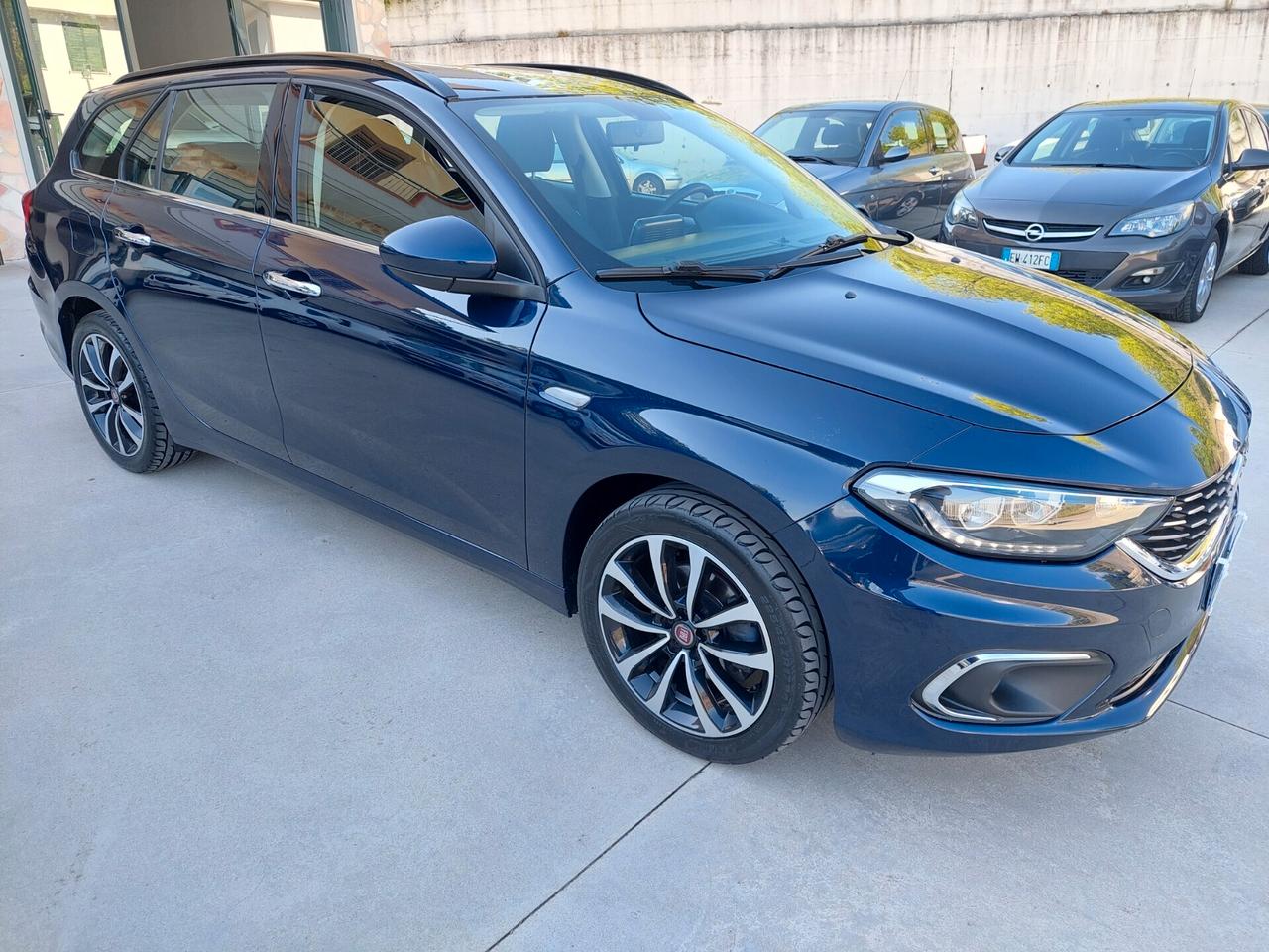 Fiat Tipo 1.6 Mjt S&S SW Lounge