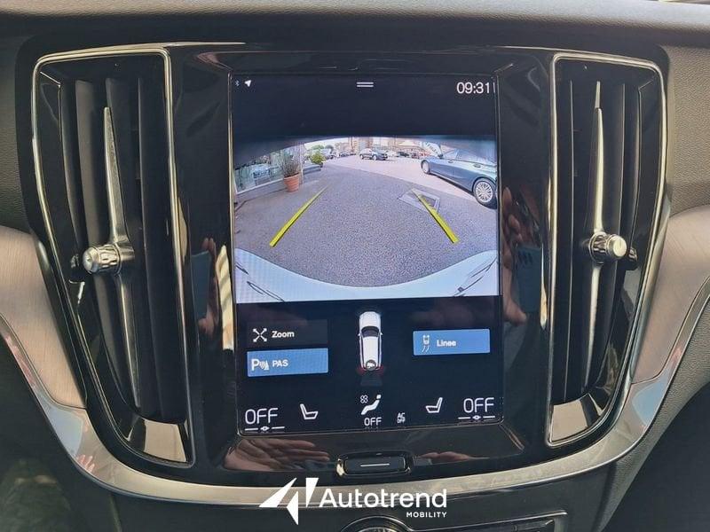 Volvo V60 B4 197+14 CV Mild Hybrid Diesel Automatica Momentum Business