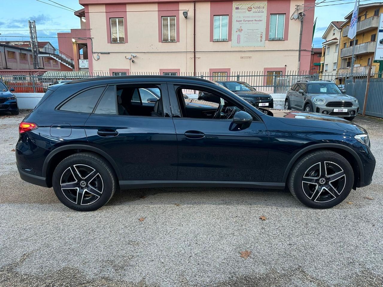 MERCEDES GLC 220d 4MATIC AMG PREMIUM 197CV