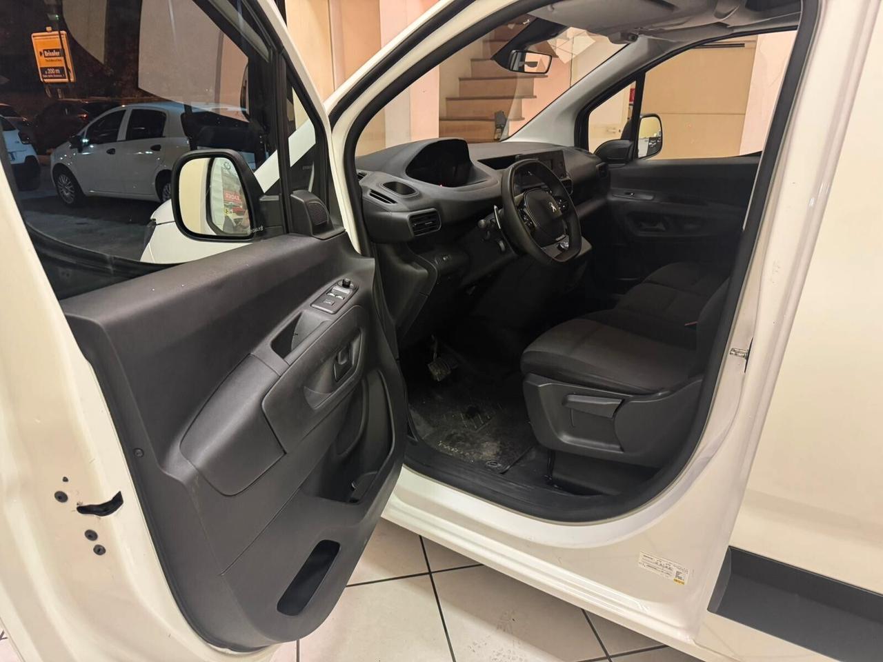 Peugeot Partner BlueHDi 130 EAT8 S&S PL Furgone Premium