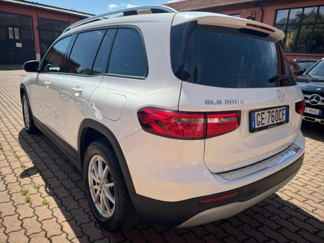 MERCEDES-BENZ GLB 200 d Automatic Business