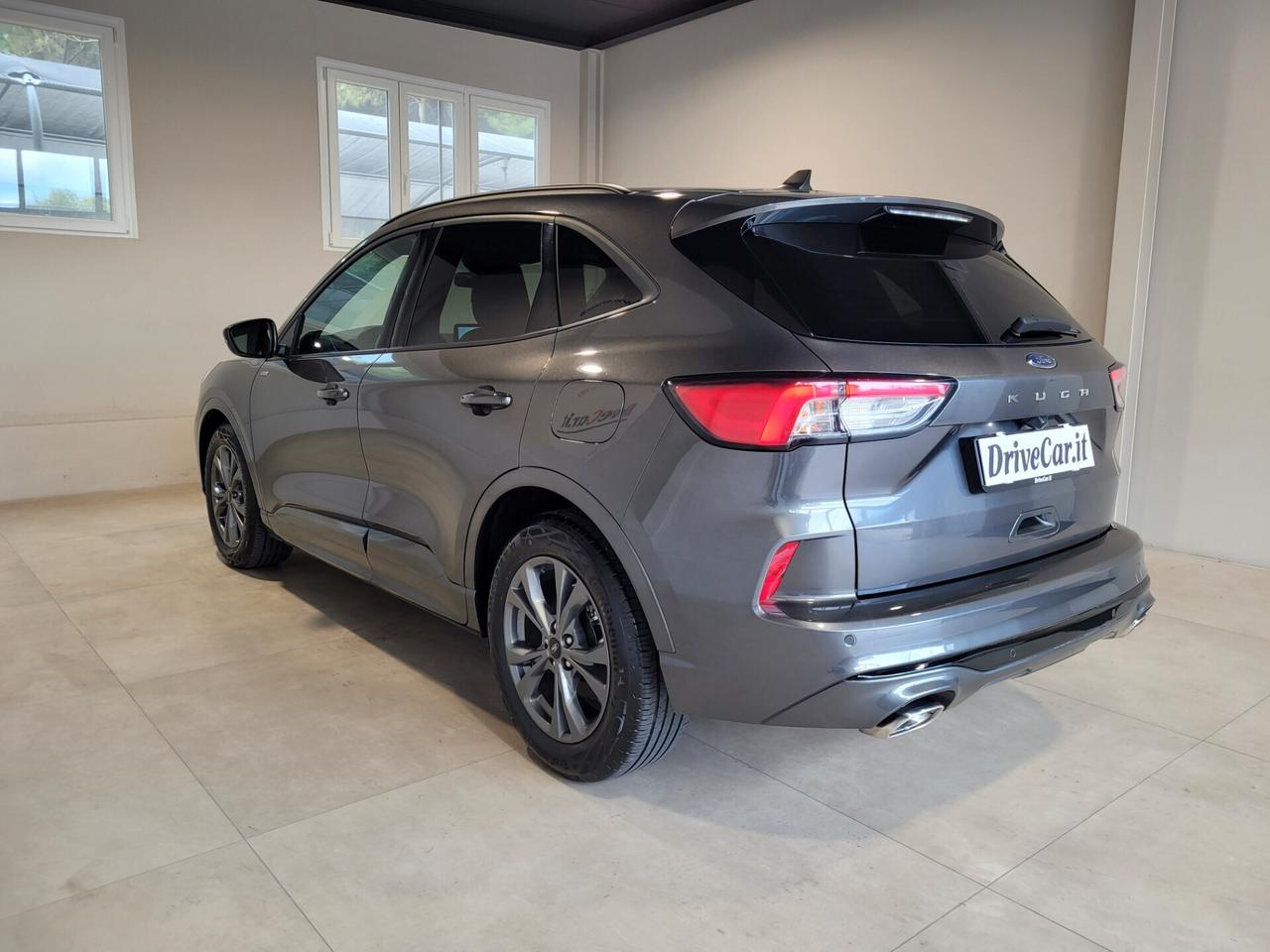 Ford Kuga 2.0 D ST-LINE AUT. CARPLAY FULL-LED NAVIGATORE