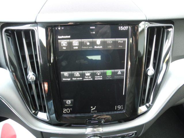 VOLVO XC60 2.0 D AWD Geartronic Business Plus Hybrid autom.