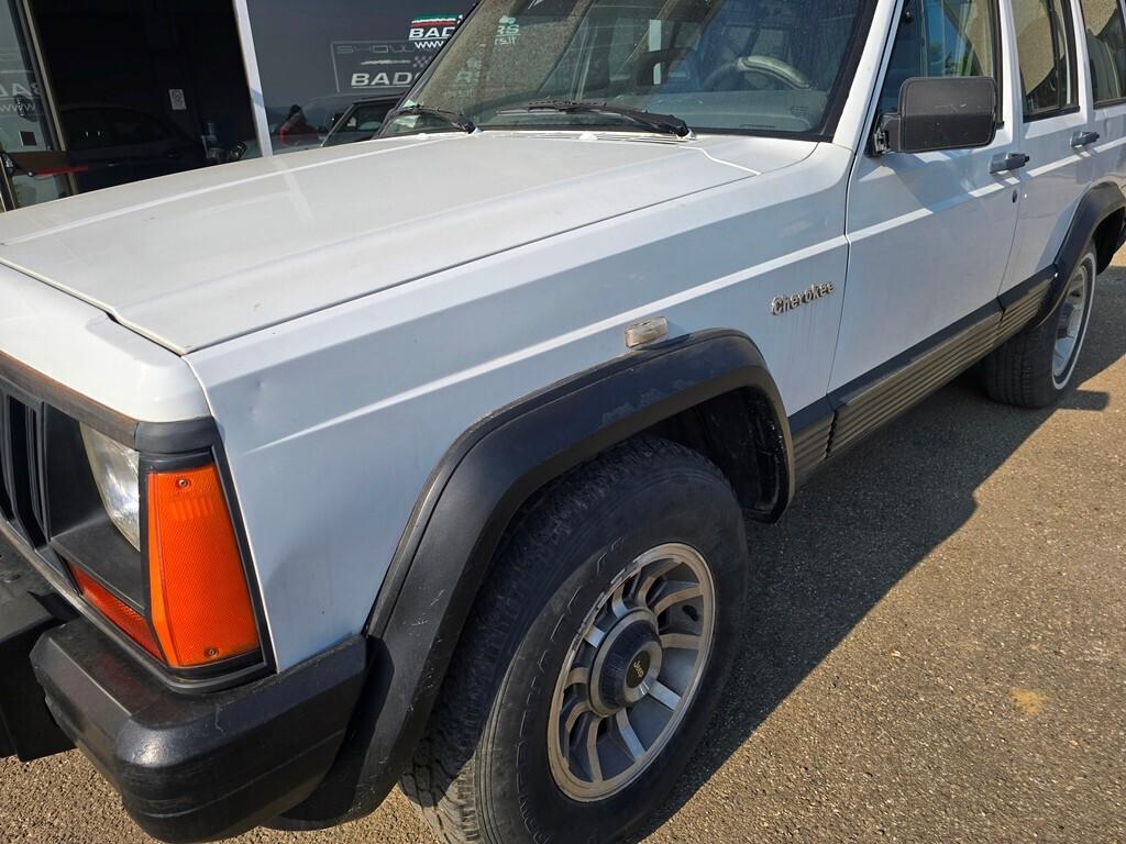 Jeep Cherokee 2.1 turbodiesel 5 porte Chief