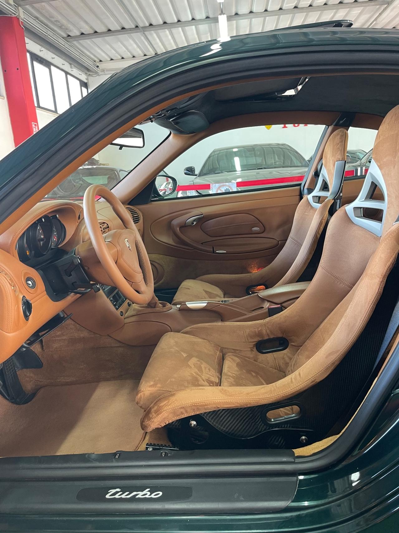 Porsche 911 996 Turbo GT2 “Unica” PERMUTE RATE