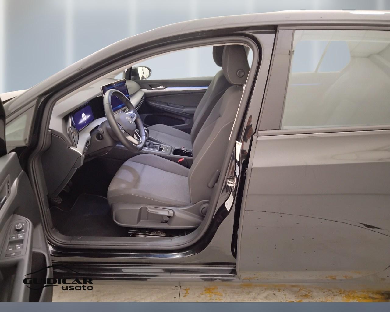 VOLKSWAGEN Golf VIII 2024 - Golf 2.0 tdi Life 115cv
