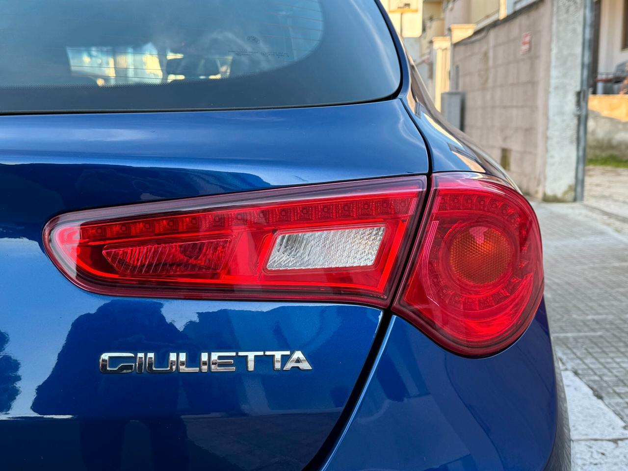 Alfa Romeo Giulietta 1.6 JTDm 120CV *NAVI - 2019
