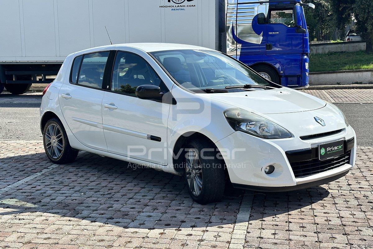 RENAULT Clio 1.2 16V 5 porte Dynamique