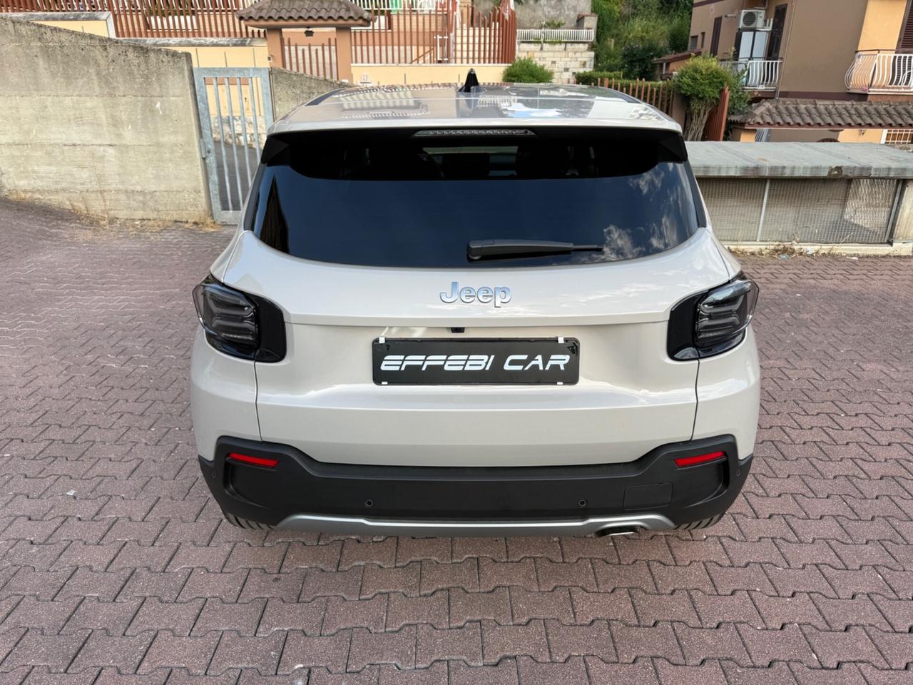 Jeep Avenger 1.2 Turbo e-Hybrid MHEV Summit