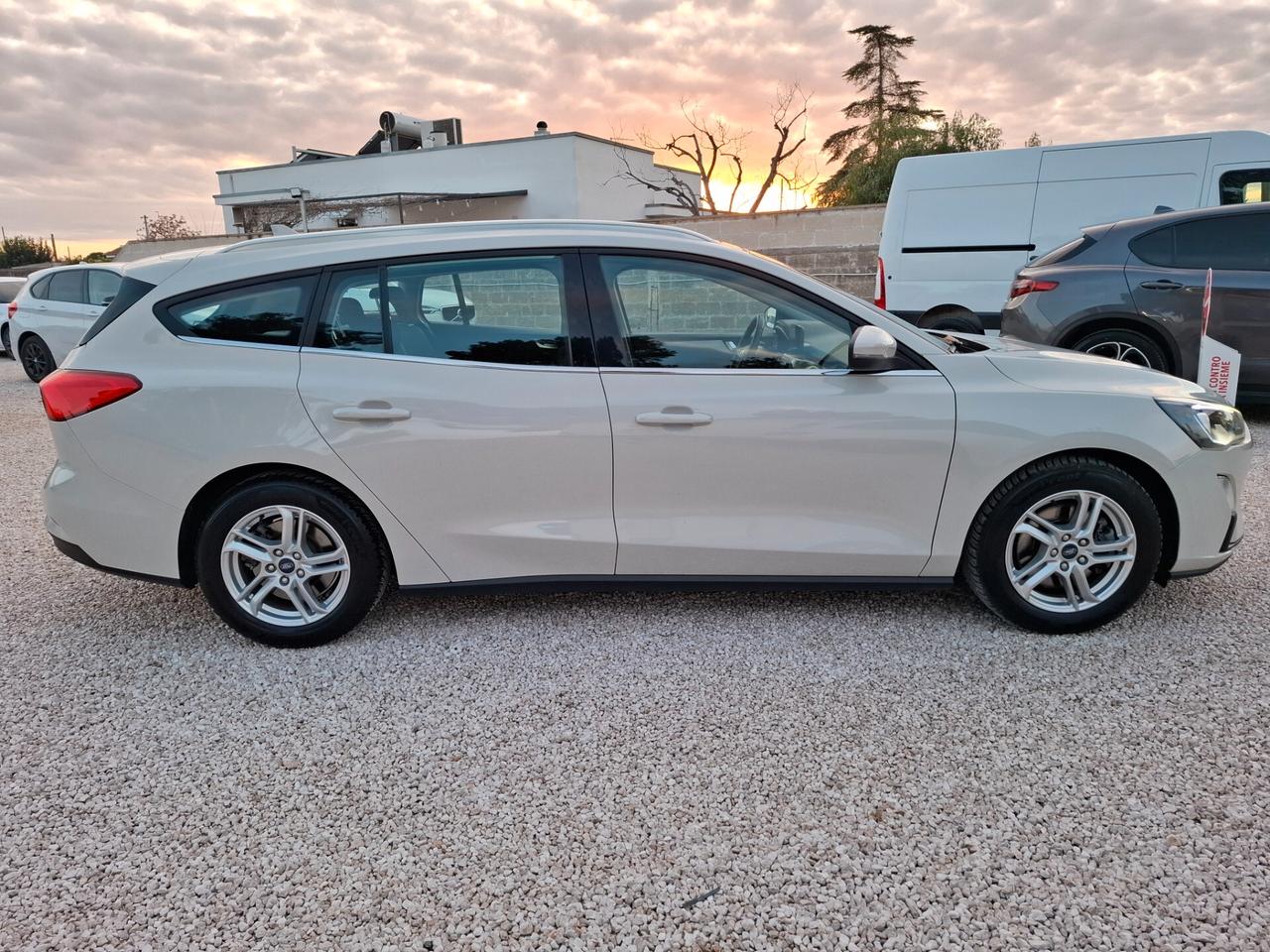 Ford Focus 1.5 EcoBlue TDCI SW *NAVY-TELECAMERA-RADAR*