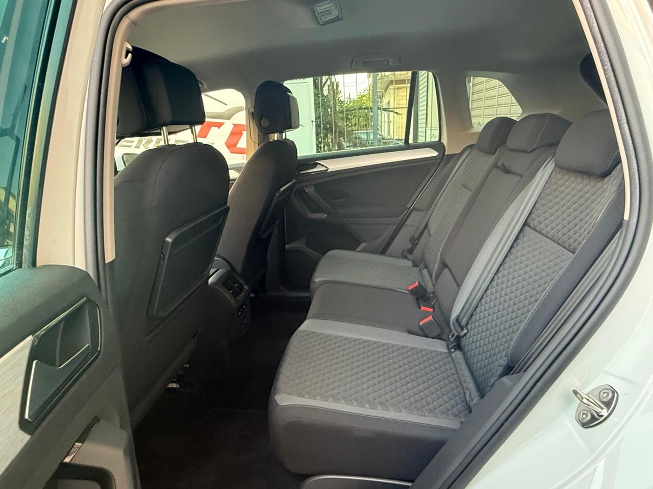 Volkswagen Tiguan 1.6 TDI SCR Business BlueMotion Technology