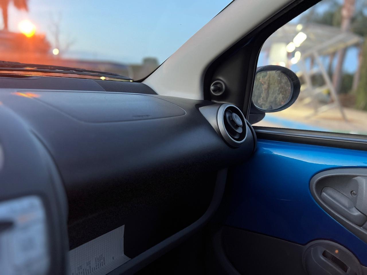 Peugeot 107 1.0 68CV 5p. (50kw) NEOPA Desir