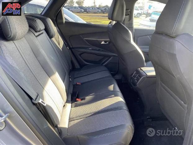 Peugeot 3008 BlueHDi 130 S&S EAT8 Allure *IN ...