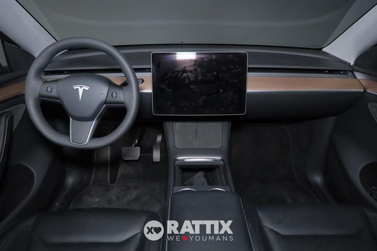 Tesla Model Y Long Range Dual Motor awd + tetto panoramico
