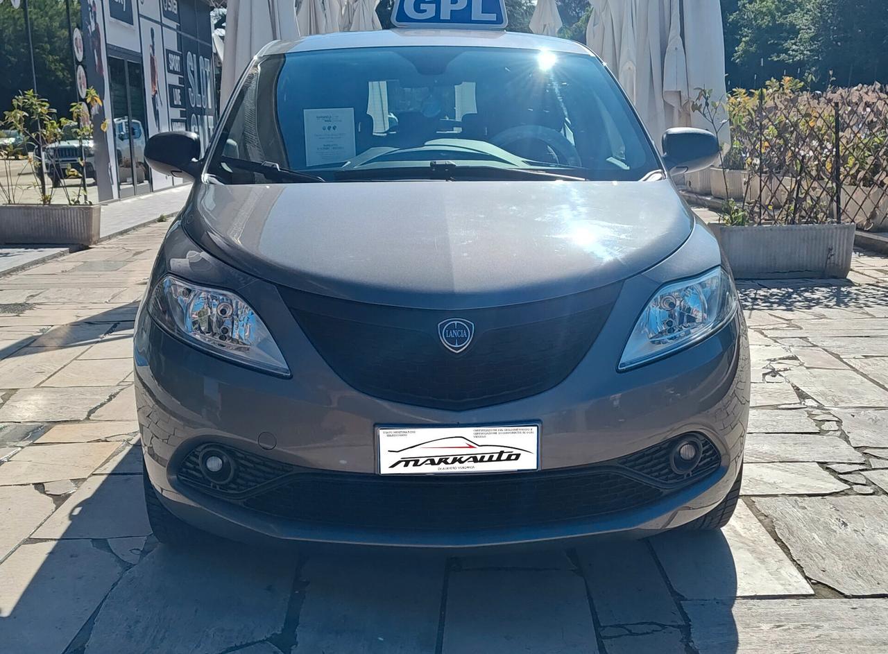 LANCIA YPSILON 1.2 69 CV 5P. GPL ECOCHIC ELEFANTINO BLU