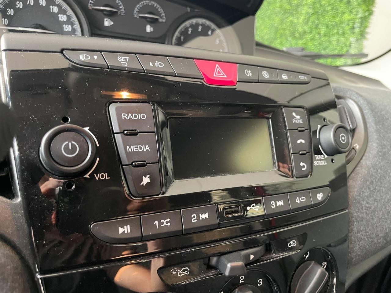 Lancia Ypsilon - Hybrid - Prezzo Reale