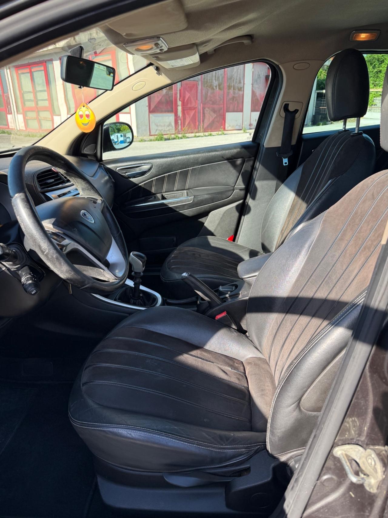 Lancia Delta 1.6 MJT DPF Platino