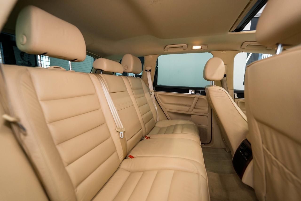 Volkswagen Touareg 4.2 V8 tiptronic