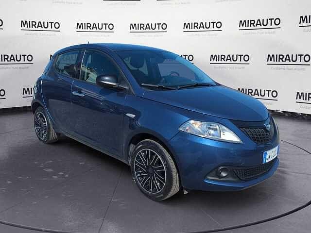 Lancia Ypsilon 1.0 FireFly 70cv Hybrid Silver Plus
