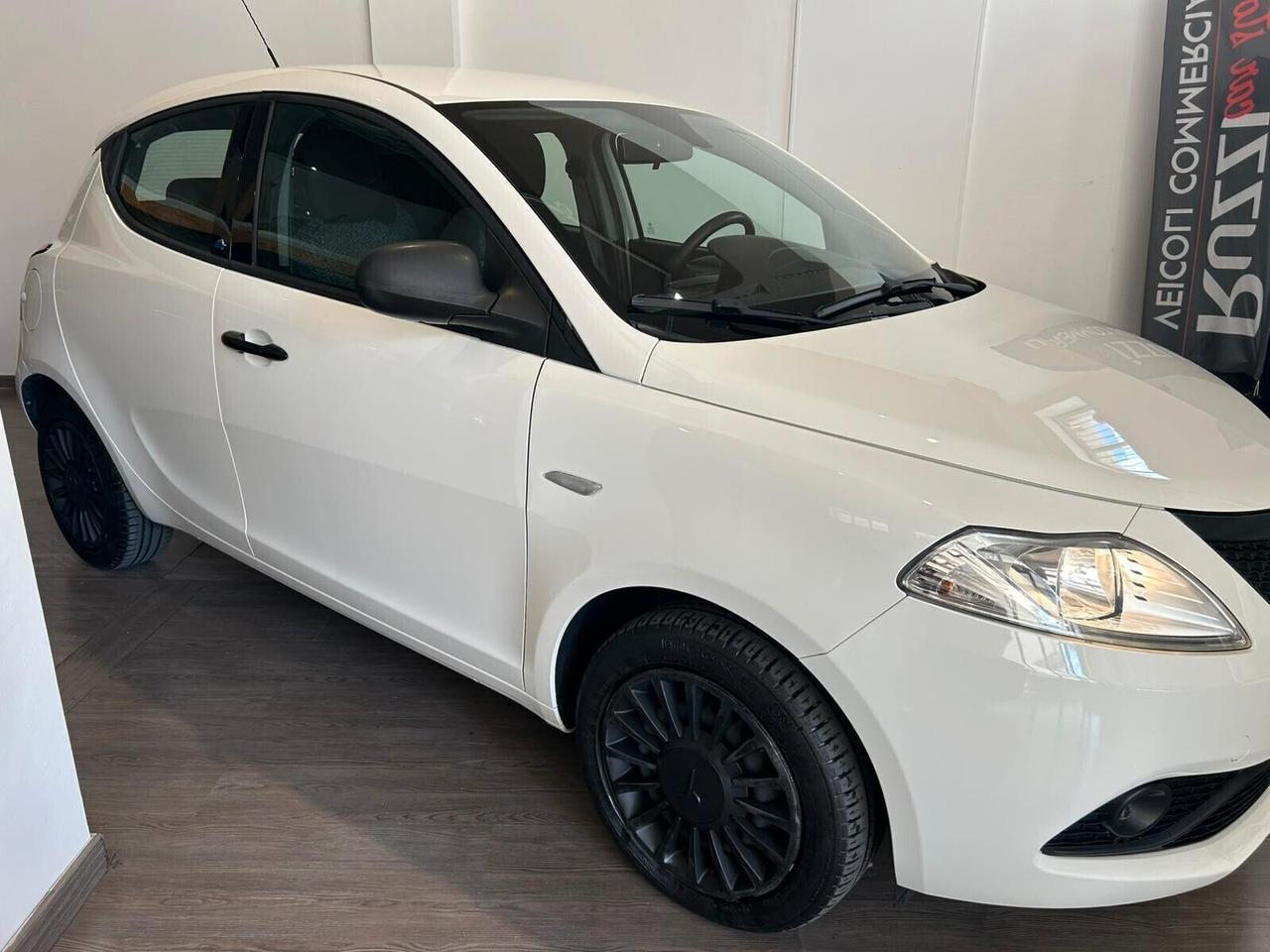 Lancia Ypsilon 1.2 69 CV KM 28000