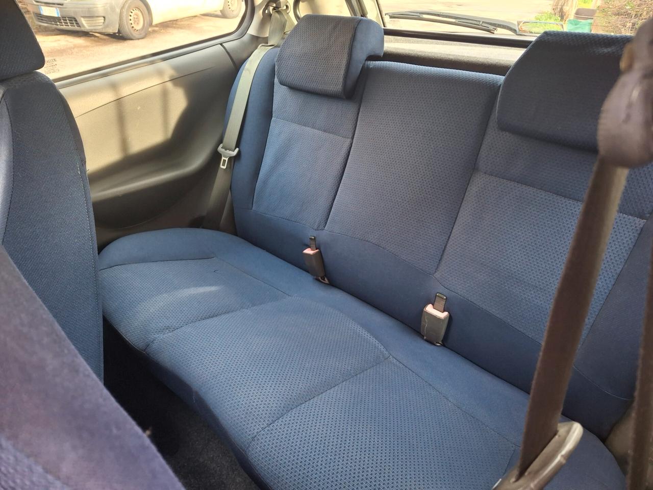 Fiat Punto 1.3 JTD 3p. 4 p.ti Active Van