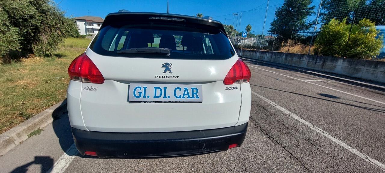 PEUGEOT 2008 1,2 BENZINA GIUDABILE DA NEOPATENTATI TELEFONO NAVIGATORE IMPECCABILE