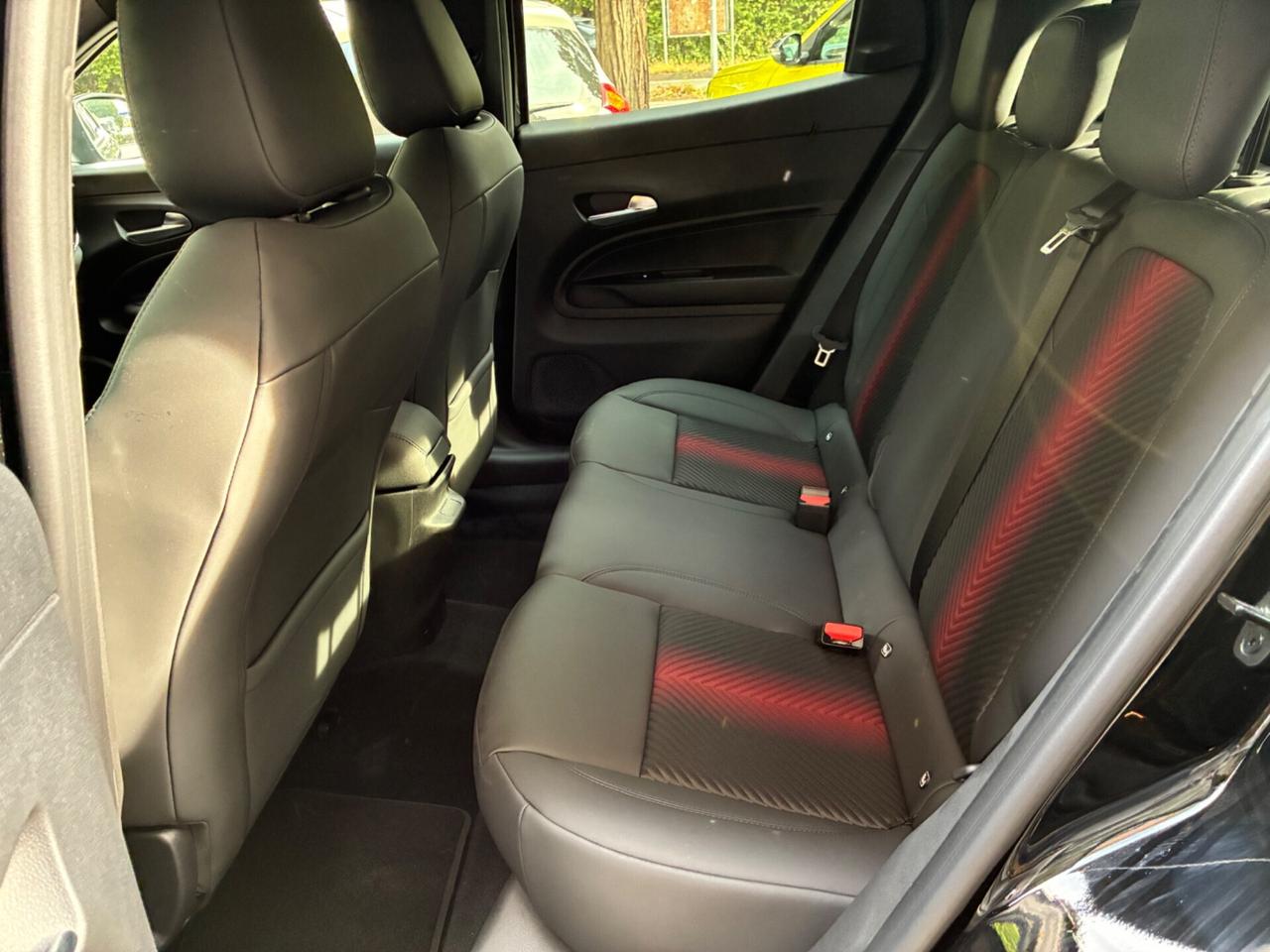 Alfa Romeo Junior 1.2 145 CV Hybrid eDCT6 Ti