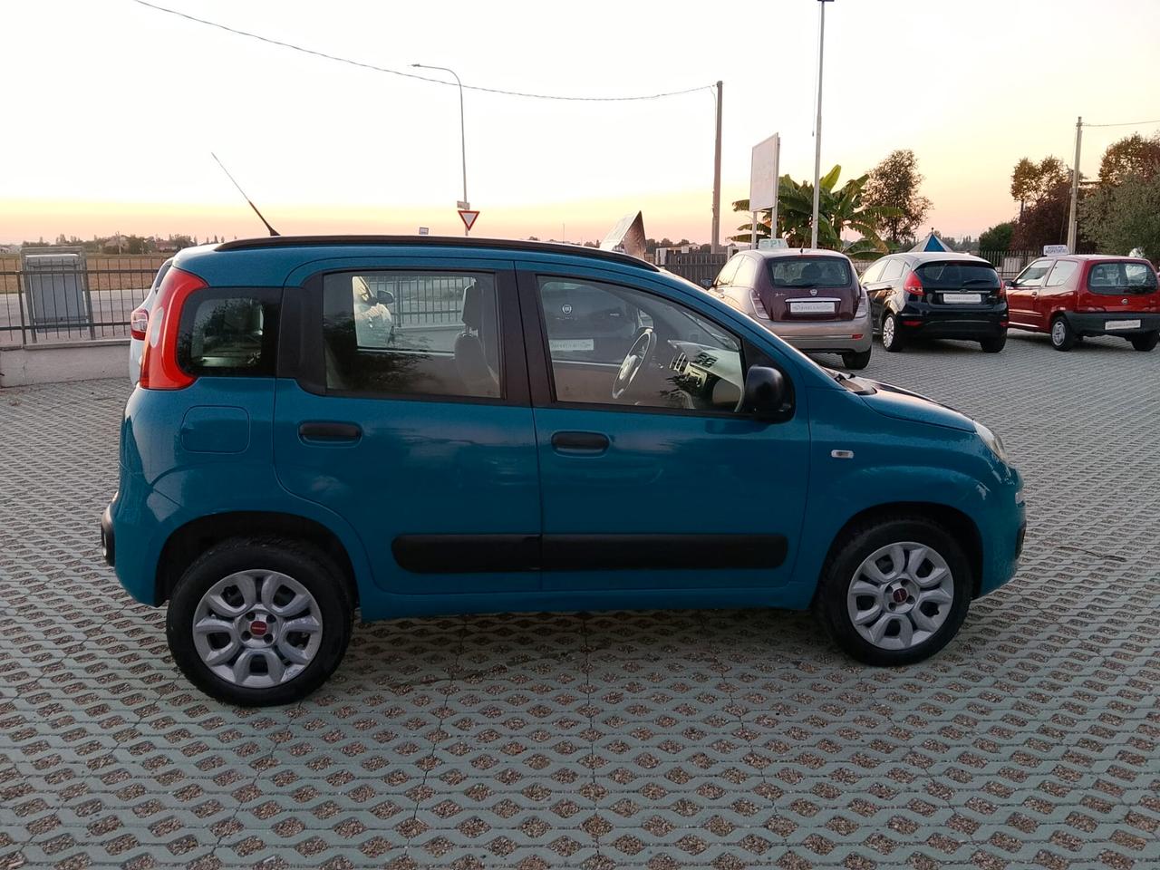 Fiat Panda 0.9 TwinAir-METANO-NEOPAT-2015