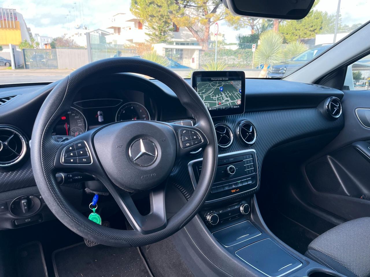 Mercedes-benz GLA 200 d Automatic Business