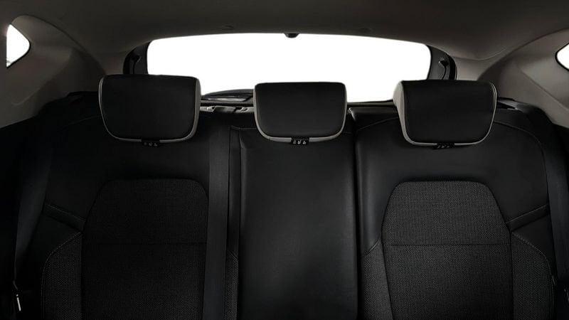 Renault Captur 1.6 E-TECH Hybrid Intens Auto 145cv 1.6 E-Tech hybrid Intens 145cv auto